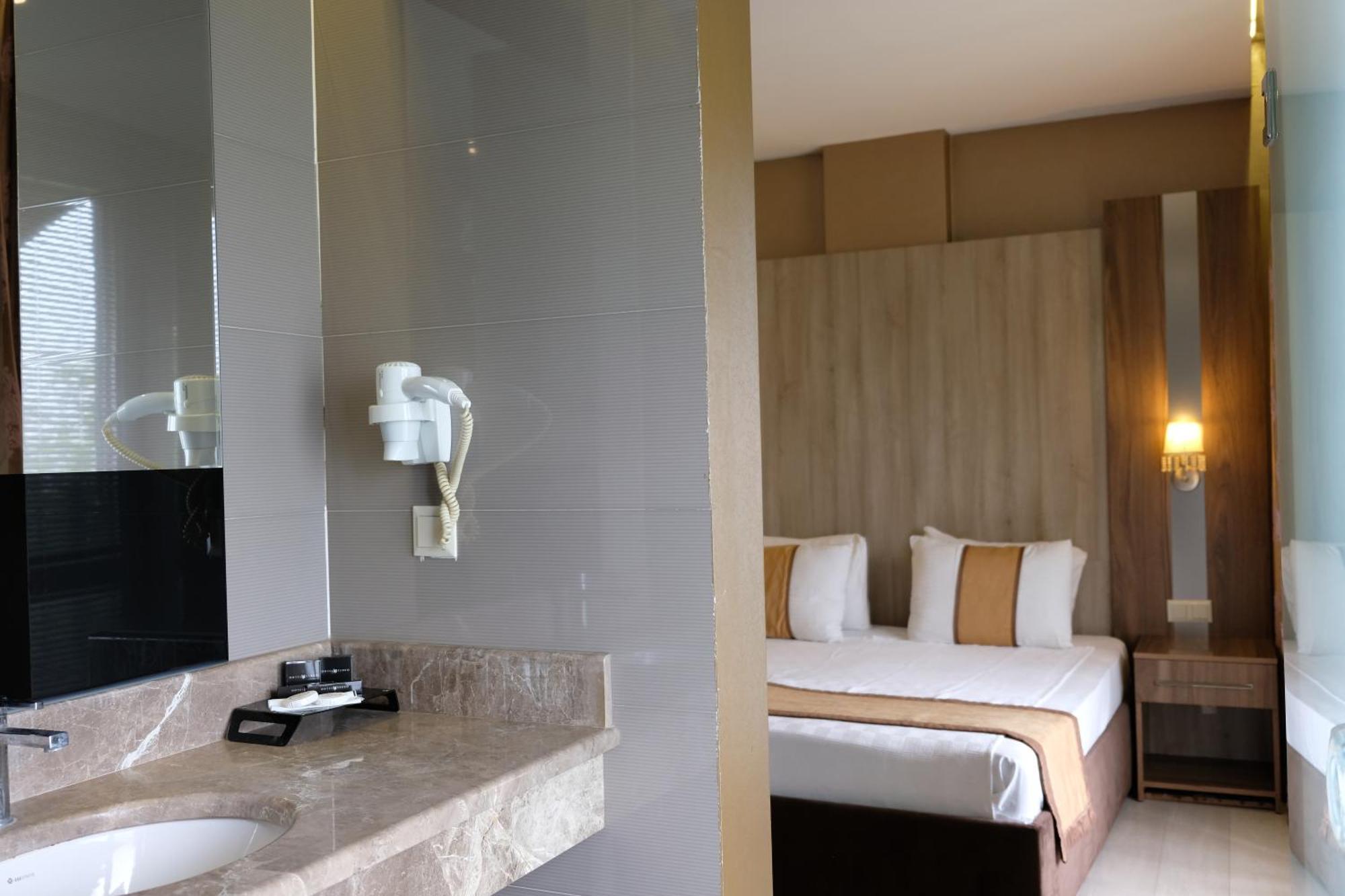 Royal Capital Hotel بورصة المظهر الخارجي الصورة